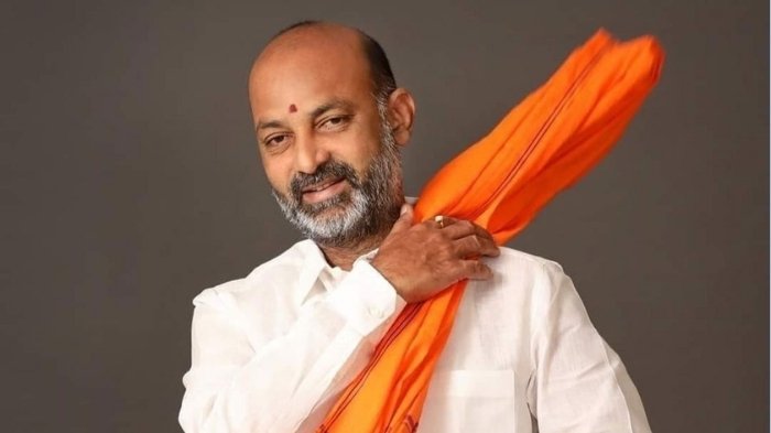 bandi sanjay begins anjanna ashirvada yatra to kondagattu